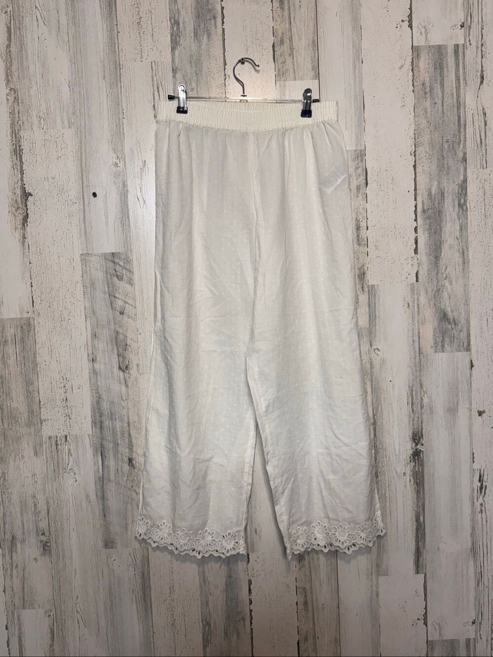 Love by Gap White Swiss Dot Eyelet Lace Hem Wide Leg Crop Lounge Pants Womens M